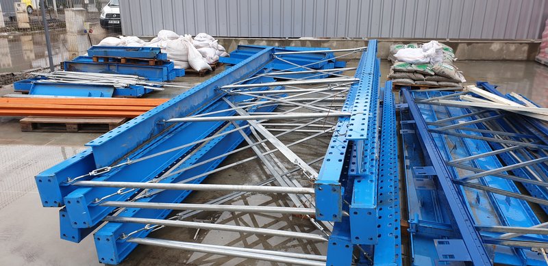 Rafturi cantilever second hand.